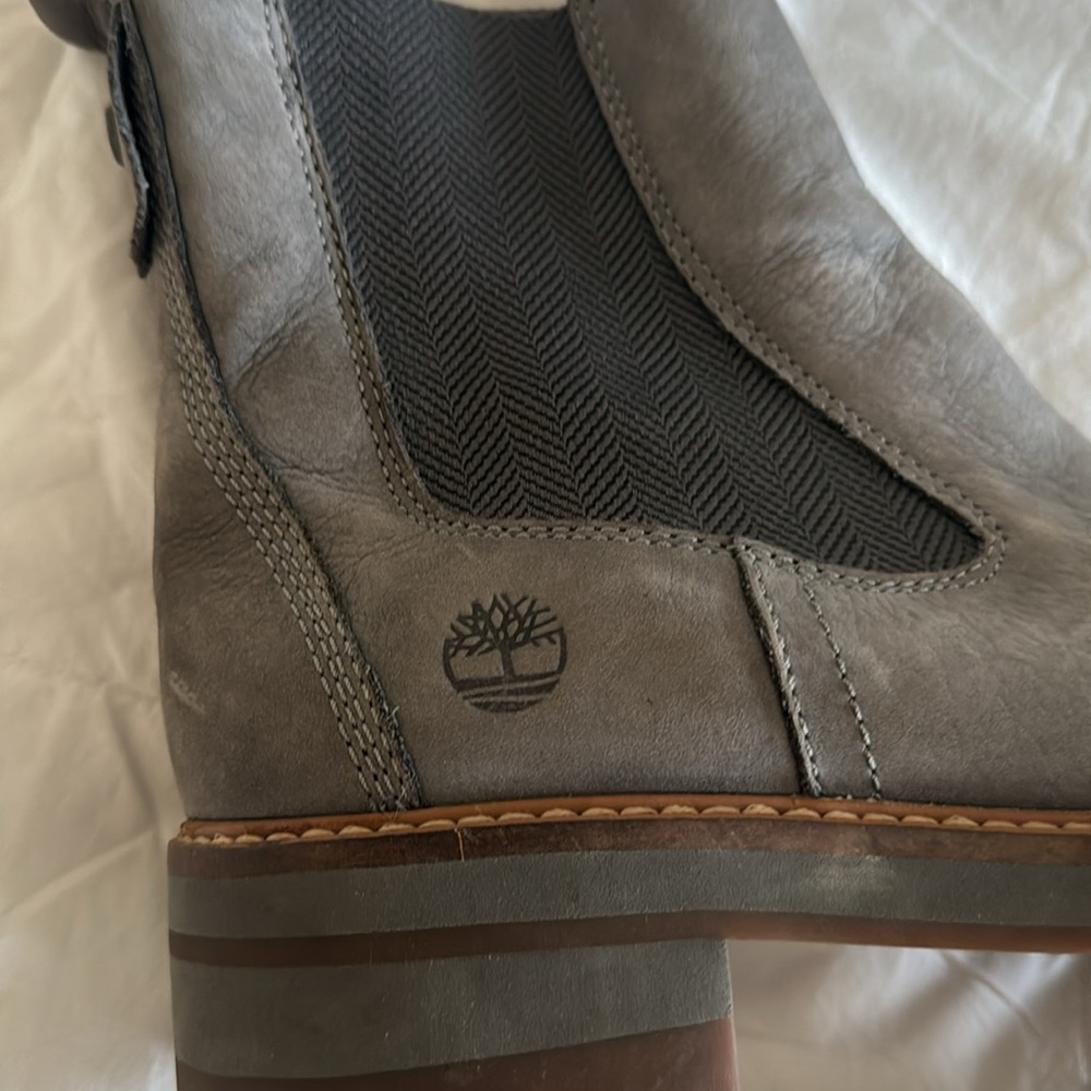 Timberland - Picture 2 of 5